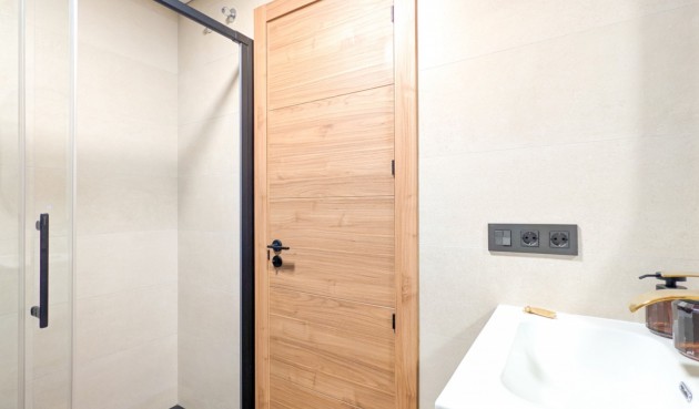 Återförsäljning - Apartment -
Torrevieja - Costa Blanca