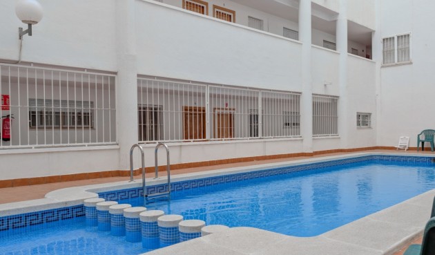 Återförsäljning - Apartment -
Torrevieja - Costa Blanca