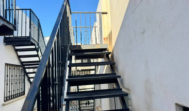 Reventa - Duplex -
Orihuela - Los Balcones Y Los Altos