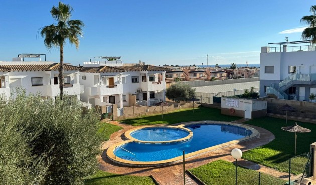 Reventa - Duplex -
Orihuela - Los Balcones Y Los Altos