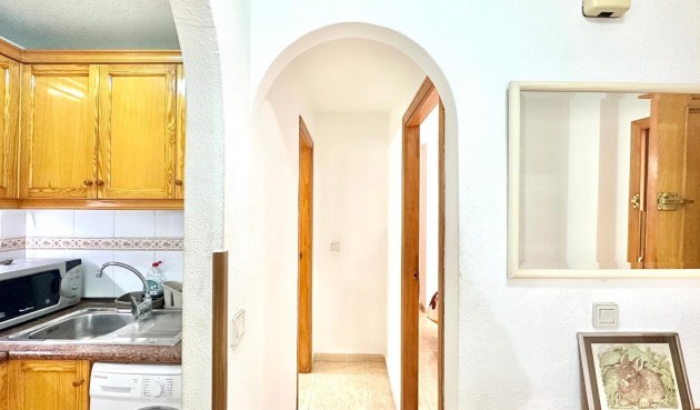 Resale - Apartment -
Torrevieja - Centro