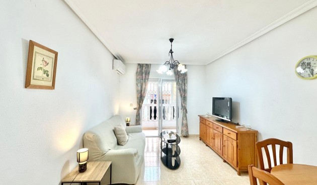 Resale - Apartment -
Torrevieja - Centro