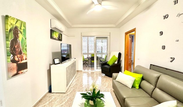 Reventa - Apartment -
Torrevieja - Centro