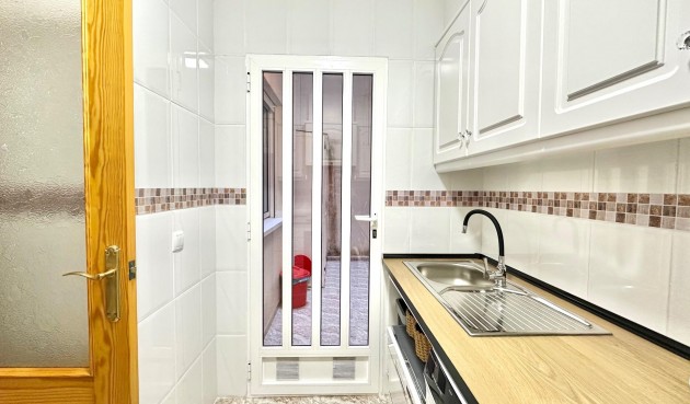 Reventa - Apartment -
Torrevieja - Centro