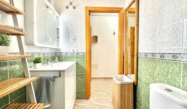 Reventa - Apartment -
Torrevieja - Centro