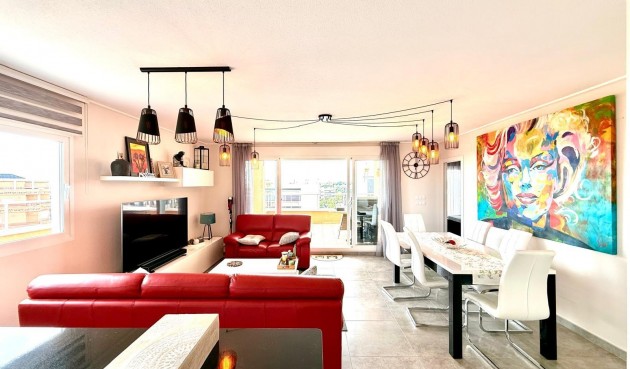 Återförsäljning - Apartment -
Orihuela Costa - Villamartín-las Filipinas