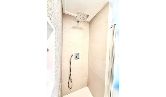 Återförsäljning - Apartment -
Orihuela Costa - Villamartín-las Filipinas