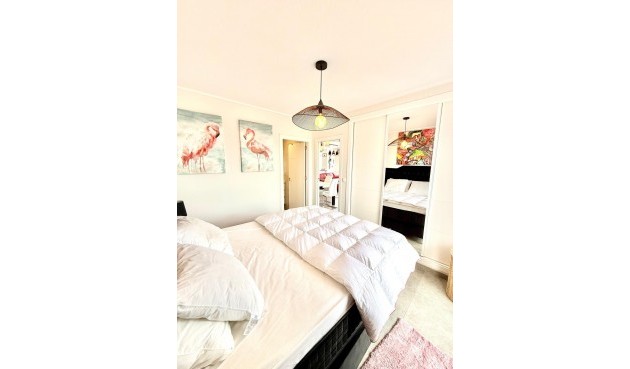 Återförsäljning - Apartment -
Orihuela Costa - Villamartín-las Filipinas