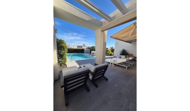 Återförsäljning - Villa -
La Finca Golf Resort - Inland