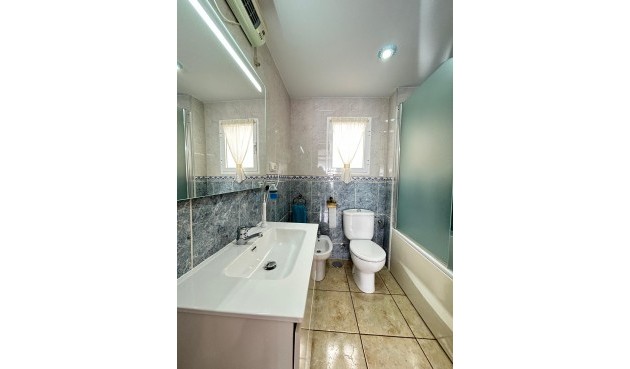 Återförsäljning - Apartment -
Santa Pola - Costa Blanca