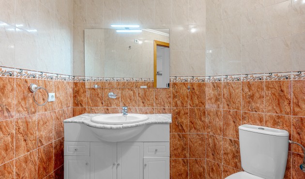 Återförsäljning - Apartment -
Torrevieja - Costa Blanca