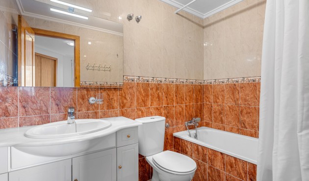 Återförsäljning - Apartment -
Torrevieja - Costa Blanca