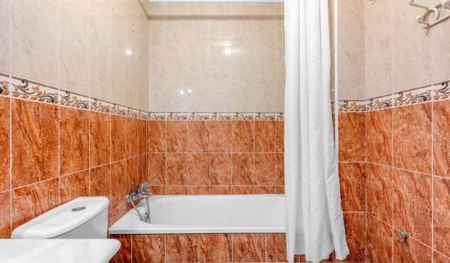 Återförsäljning - Apartment -
Torrevieja - Costa Blanca