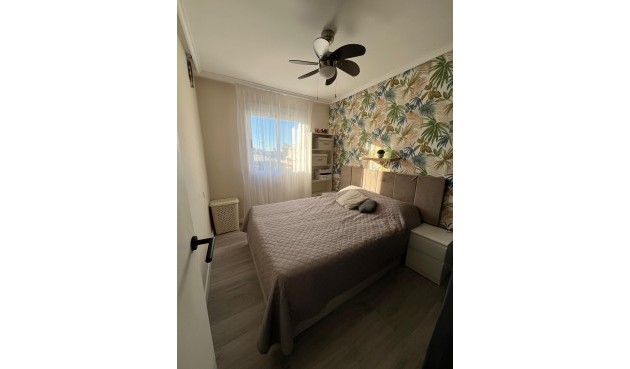 Återförsäljning - Bungalow -
Torrevieja - Costa Blanca