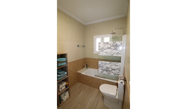 Återförsäljning - Villa -
La Romana - Inland