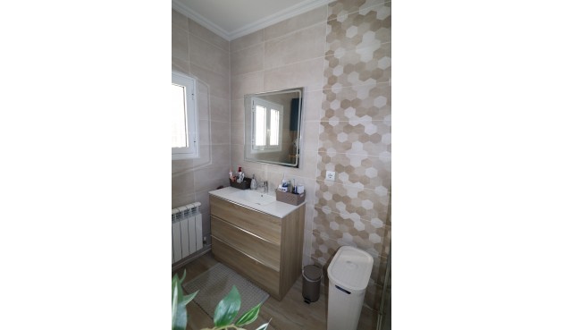 Återförsäljning - Villa -
La Romana - Inland