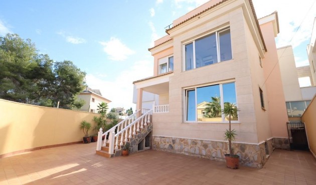 Reventa - Villa -
Orihuela Costa - Costa Blanca