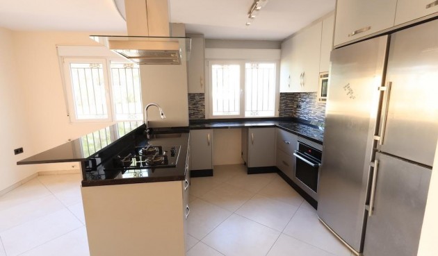Reventa - Villa -
Orihuela Costa - Costa Blanca