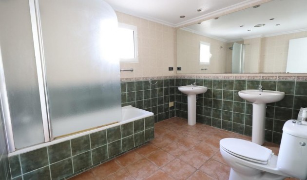 Reventa - Villa -
Orihuela Costa - Costa Blanca