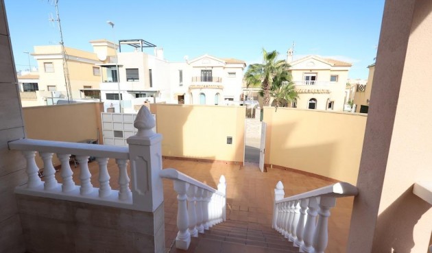 Reventa - Villa -
Orihuela Costa - Costa Blanca