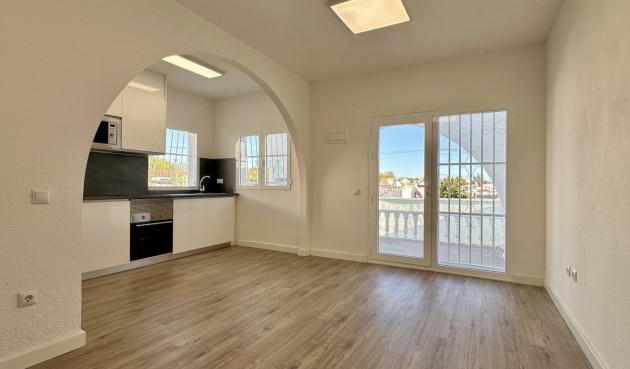 Återförsäljning - Bungalow -
Orihuela Costa - Costa Blanca