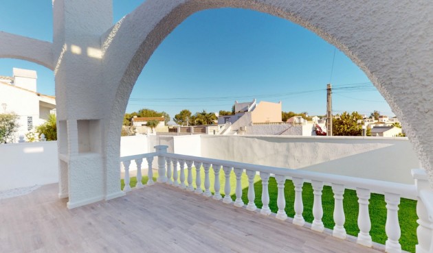 Återförsäljning - Bungalow -
Orihuela Costa - Costa Blanca