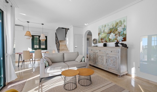 Brukt - Villa -
Orihuela Costa - Costa Blanca