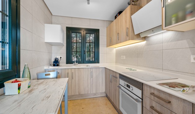 Brukt - Villa -
Orihuela Costa - Costa Blanca