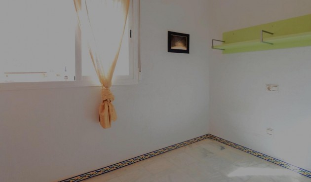 Resale - Apartment -
Torrevieja - Playa de los Locos