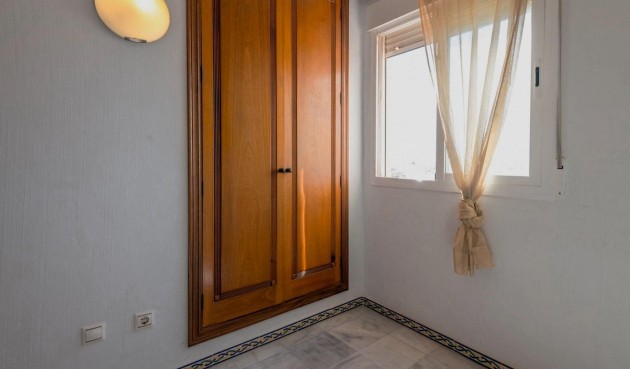 Resale - Apartment -
Torrevieja - Playa de los Locos