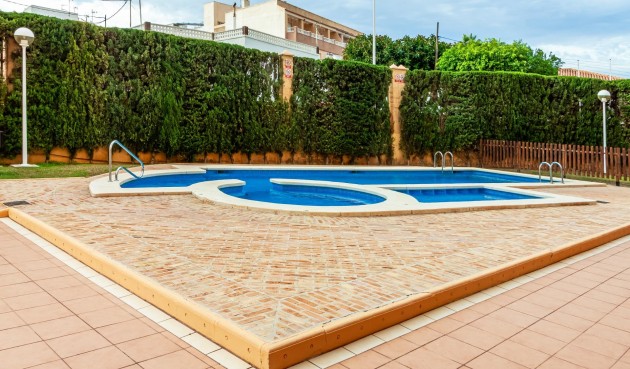 Resale - Apartment -
Torrevieja - Playa de los Locos