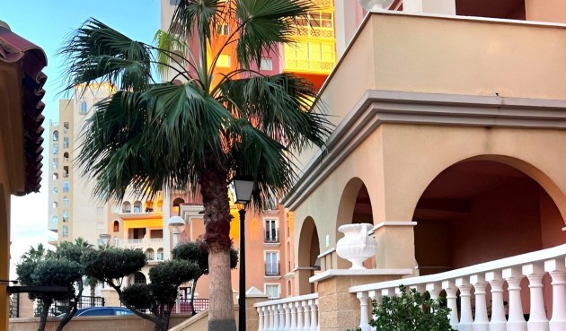Resale - Apartment -
Torrevieja - Playa de los Locos