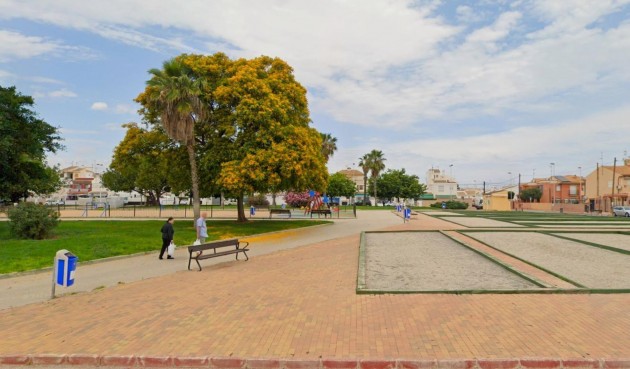 Resale - Apartment -
Torrevieja - Playa de los Locos