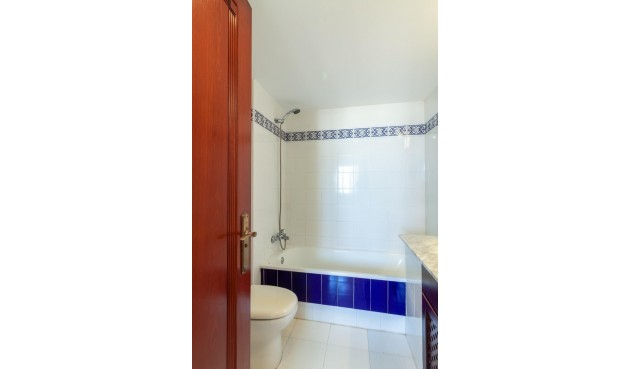 Återförsäljning - Apartment -
Torrevieja - Playa de los Locos