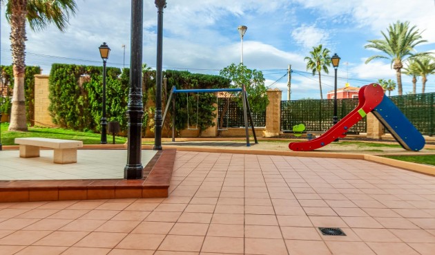 Återförsäljning - Apartment -
Torrevieja - Playa de los Locos
