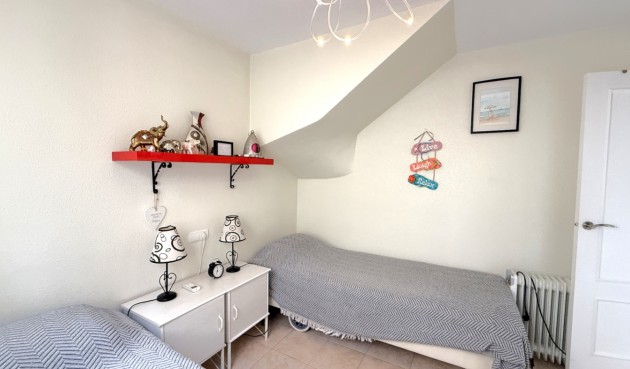 Resale - Apartment -
Orihuela - Inland