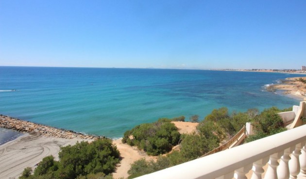 Återförsäljning - Villa -
Cabo Roig - Costa Blanca