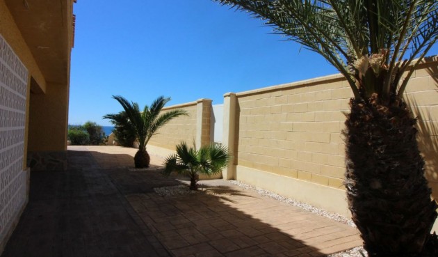 Återförsäljning - Villa -
Cabo Roig - Costa Blanca
