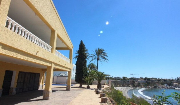 Återförsäljning - Villa -
Cabo Roig - Costa Blanca