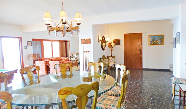 Återförsäljning - Villa -
Cabo Roig - Costa Blanca