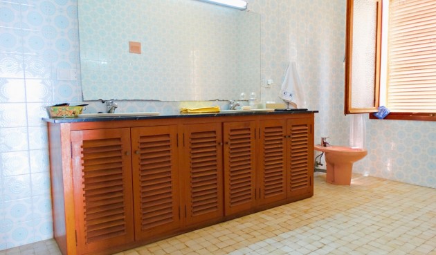 Återförsäljning - Villa -
Cabo Roig - Costa Blanca