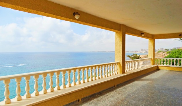 Återförsäljning - Villa -
Cabo Roig - Costa Blanca