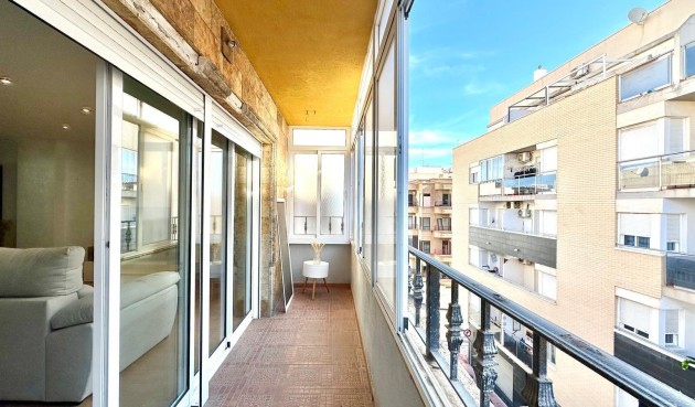 Reventa - Apartment -
Torrevieja - Centro