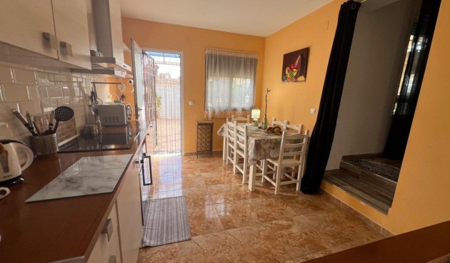 Brukt - Town House -
Torrevieja - Calas Blanca