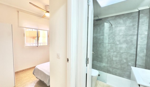 Brukt - Apartment -
Torrevieja - Centro