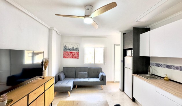 Brukt - Apartment -
Torrevieja - Centro