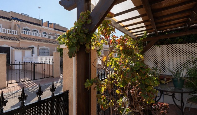 Brukt - Town House -
Orihuela Costa - Los Dolses