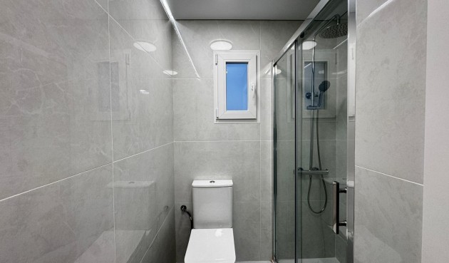 Resale - Bungalow -
Torrevieja - La Siesta - El Salado - Torreta