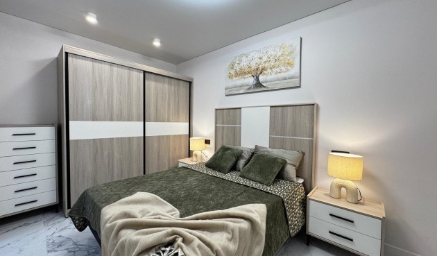 Resale - Bungalow -
Torrevieja - La Siesta - El Salado - Torreta