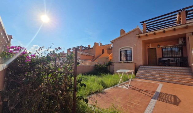 Återförsäljning - Bungalow -
Torrevieja - Zona Los Frutales